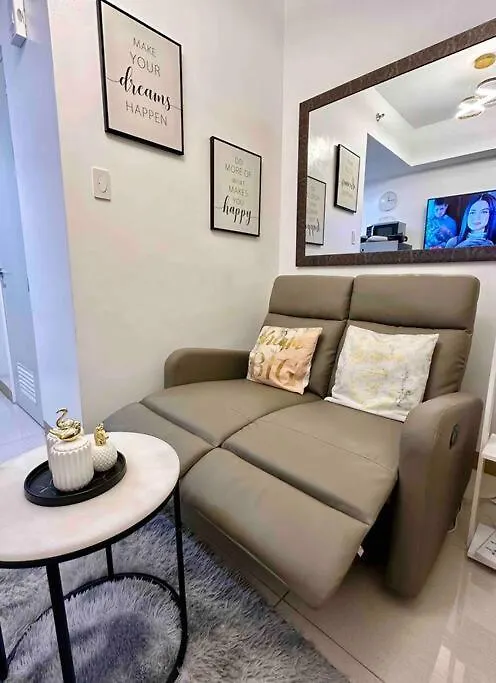 1 Bedroom South Residences Sm Southmall Netflix / Alexa Manila