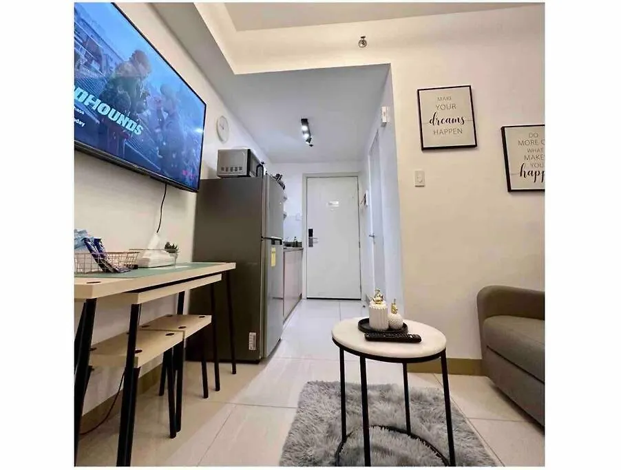 1 Bedroom South Residences Sm Southmall Netflix / Alexa Manila Apartment