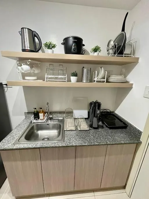 1 Bedroom South Residences Sm Southmall Netflix / Alexa Manila Apartment