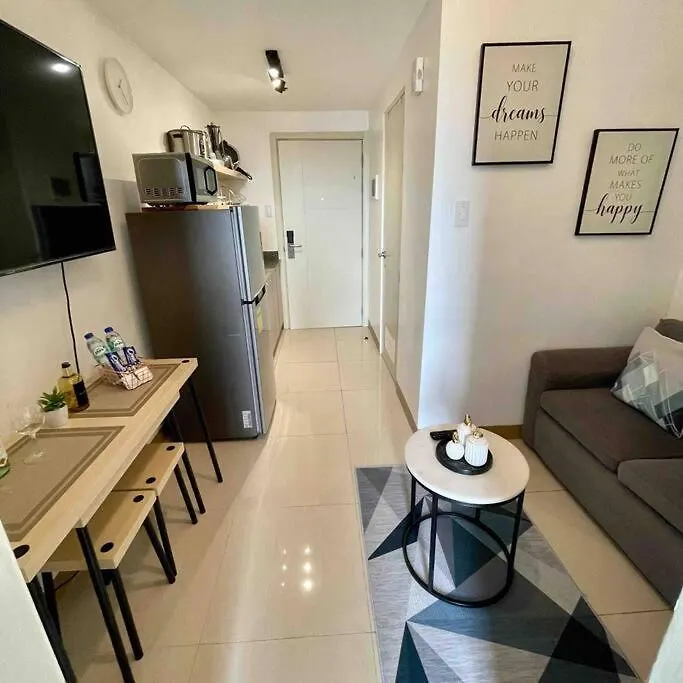 1 Bedroom South Residences Sm Southmall Netflix / Alexa Manila 0*,